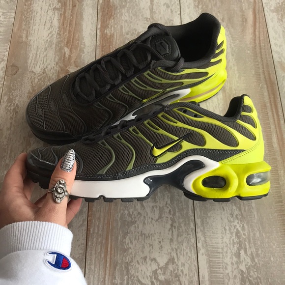 NWT Nike Air Max Plus - Picture 3 of 7